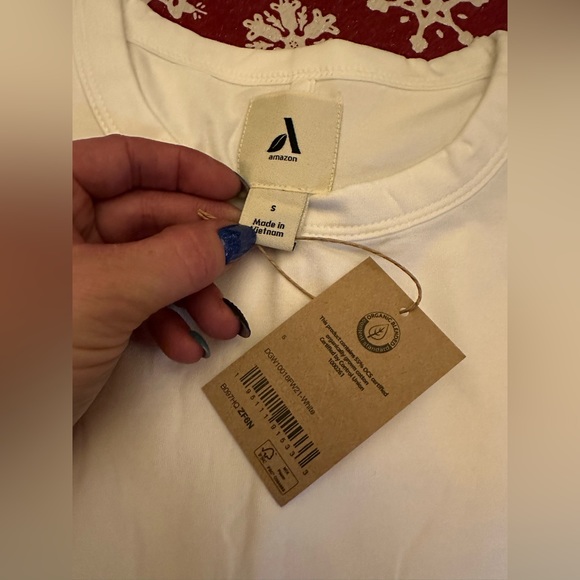 Amazon Essentials Women's Perfect Short-Sleeve T-Shirt Pack of 5 Small White Ts - Picture 4 of 5